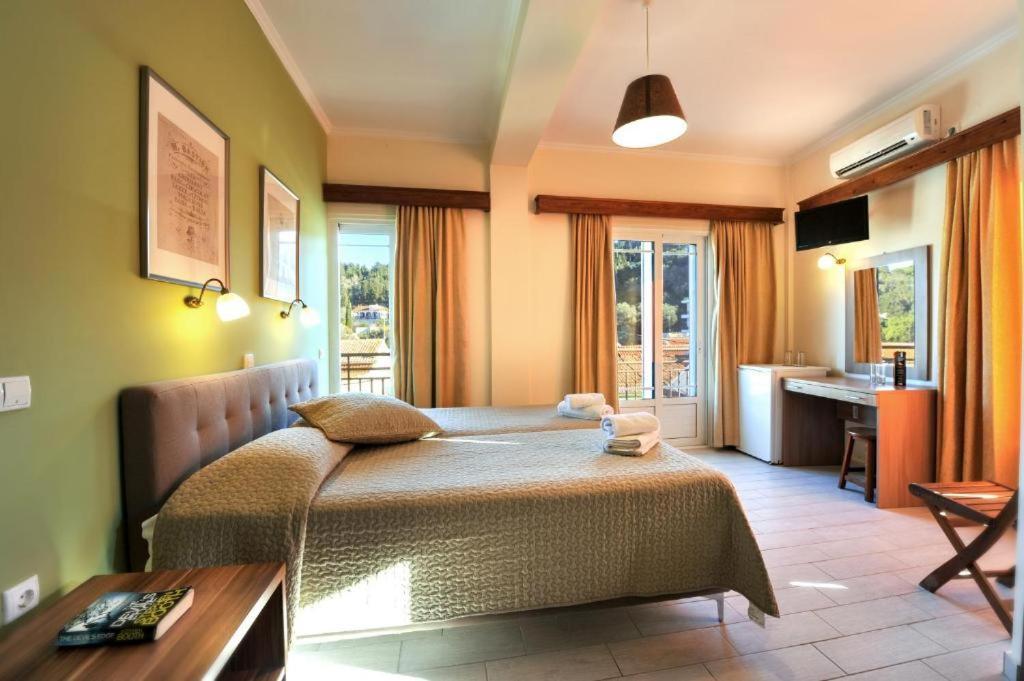 Ilios Hotel Láka Kültér fotó