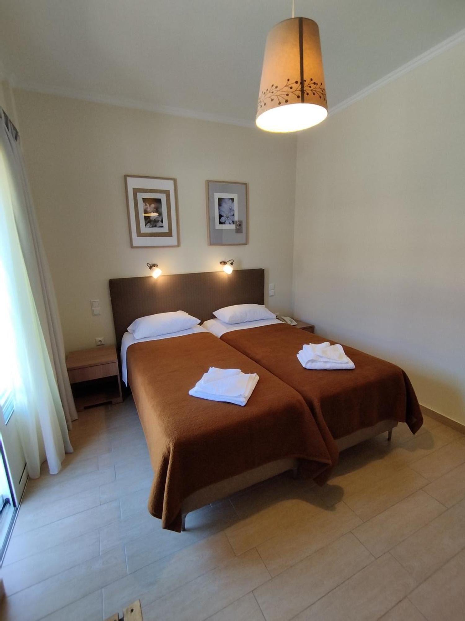 Ilios Hotel Láka Kültér fotó