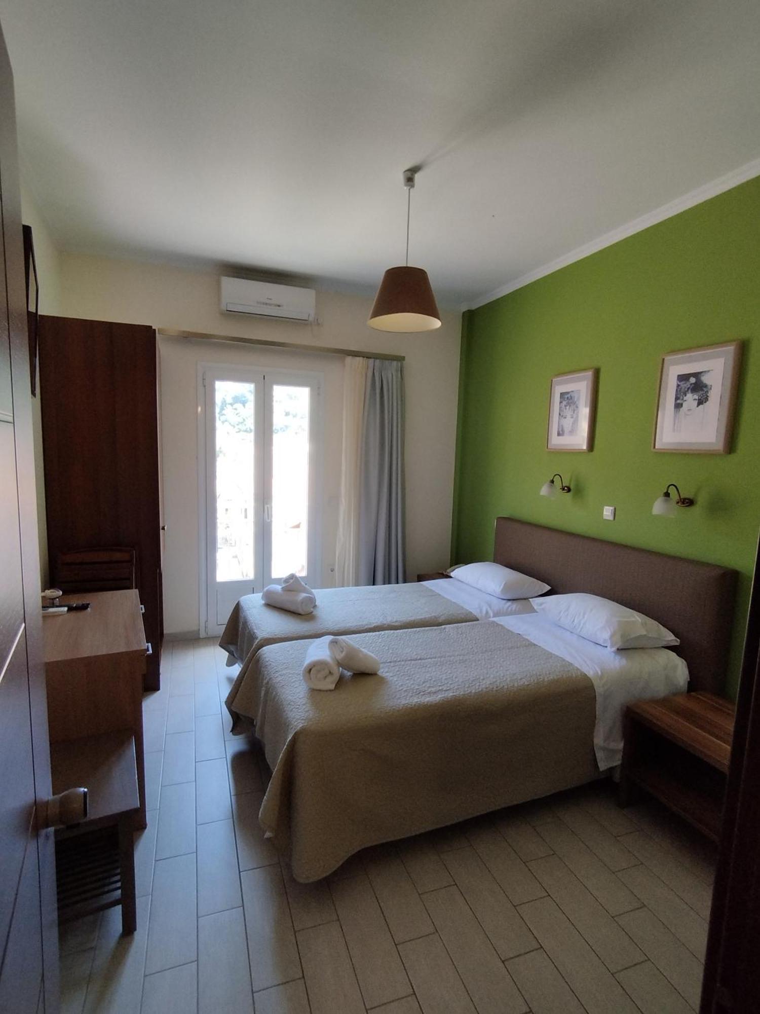 Ilios Hotel Láka Kültér fotó